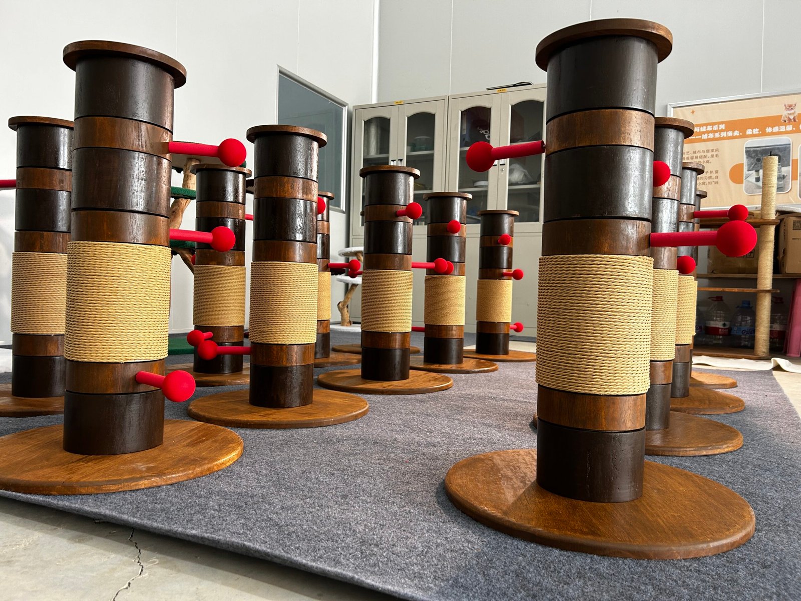 The Complete Guide to Cat Tree Materials: What to Look For and What to Avoid